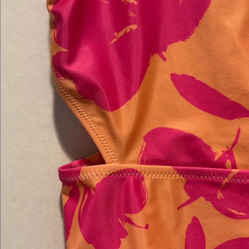 GAP Kids - Girls recycled cut out - one piece bathing suit. Size large.